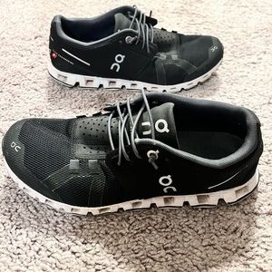 Women’s Black On Cloud Sneakers size 7